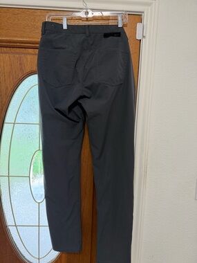 Nike Men's Dark Gray Chinos - Straight Fit